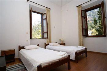 Nymph Guest house Salakos